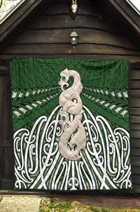 Maori Moko Tattoo Premium Quilt, Manaia Pounamu - Polynesian Pride