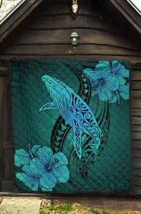 Hawaii Whale Swim Poly Turquoise Premium Quilt - Polynesian Pride
