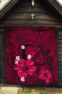 Hawaii Turtle Poly Tribal Pink Premium Quilt - Polynesian Pride