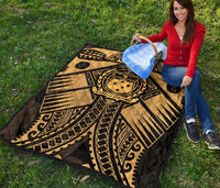 Samoa Polynesian Premium Quilt - Samoa Gold Seal with Polynesian Tattoo - Polynesian Pride
