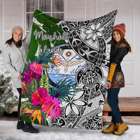 Marshall Islands Premium Blanket White - Turtle Plumeria Banana Leaf Crest White - Polynesian Pride