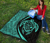 Hawaii Turtle Map Polynesian Premium Quilt - Turquoise - Circle Style - Polynesian Pride