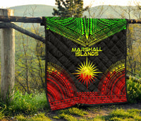 Marshall Islands Premium Quilt - Marshall Islands Flag Polynesian Chief Reggae Version - Polynesian Pride