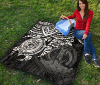 Vanuatu Polynesian Premium Quilt - Vanuatu Coat Of Arms & White Turtle Hibiscus - Polynesian Pride