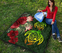Hawaii Premium Quilt - Turtle Hibiscus Pattern Hawaiian Premium Quilt - Green - Polynesian Pride