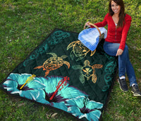 Hawaii Map Turtle Hibiscus Polynesian Luxury Premium Quilt - Honu Ohana - Polynesian Pride