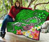 Hawaii Premium Quilt - Turtle Plumeria Polynesian Tattoo Green Color - Polynesian Pride