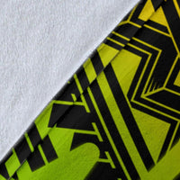 Hawaii Personalised Premium Blankets - Kanaka Maoli With Polynesian Pattern In Heartbeat Style (Reggae) - Polynesian Pride