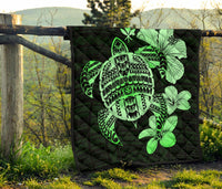 Hawaiian Kanaka Hibiscus Plumeria Mix Polynesian Turtle Premium Quilt Green AH - Polynesian Pride
