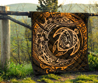 Hawaiian Turtle Polynesian Gold Premium Quilt - Polynesian Pride