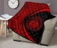 Hawaii Coat Of Arms Polynesian Black And Red Premium Quilt - Circle Style - Polynesian Pride