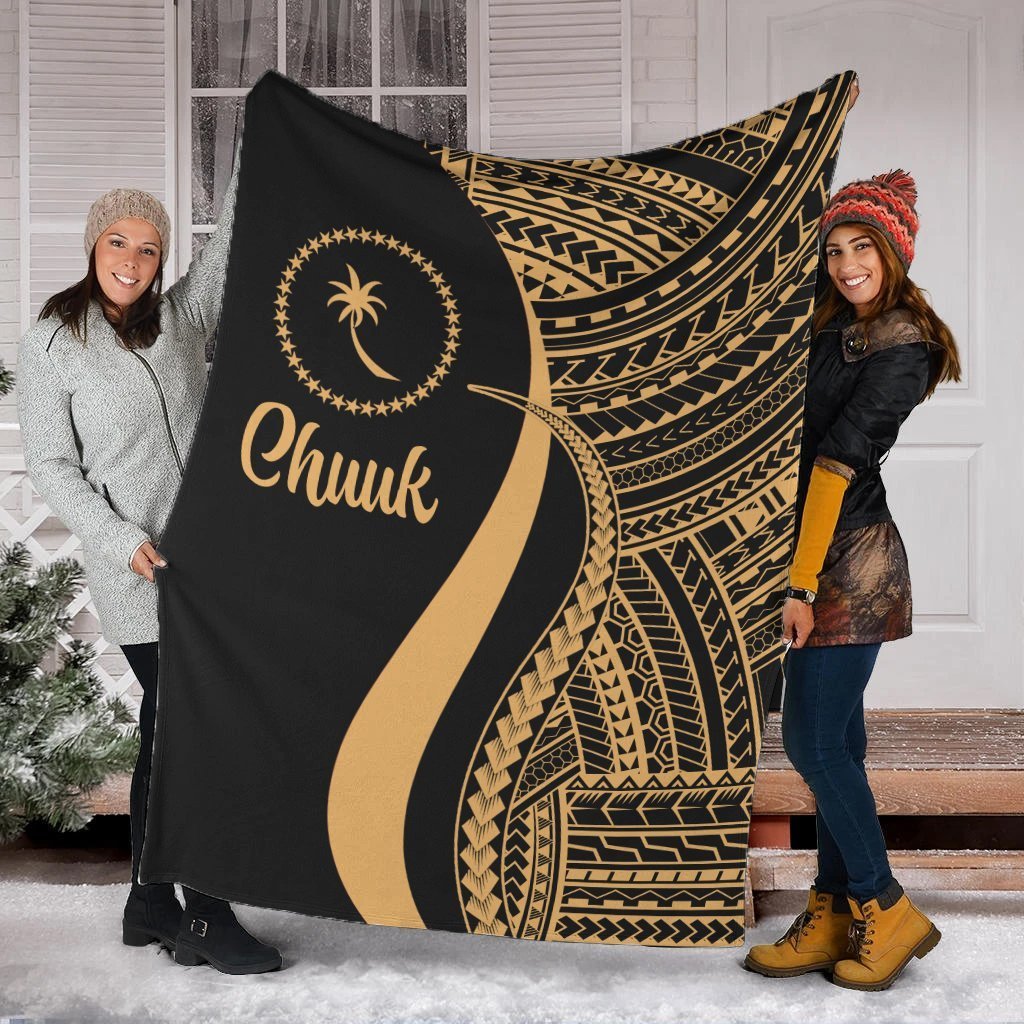Chuuk Premium Blanket - Gold Polynesian Tentacle Tribal Pattern White - Polynesian Pride