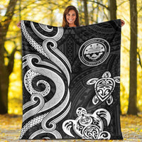 Federated States of Micronesia Premium Blanket - White Tentacle Turtle - Polynesian Pride