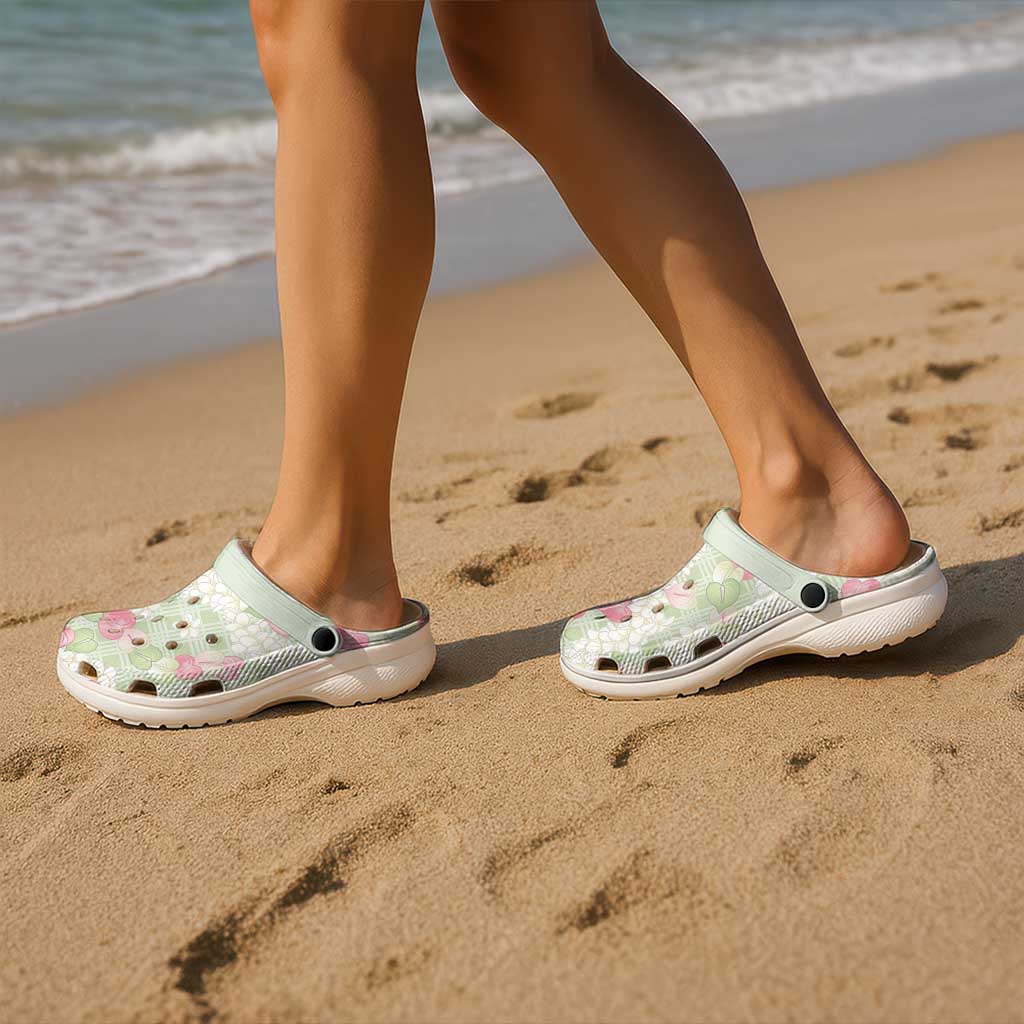 Anthurium Plumeria Lei Pastel Clogs Shoes Green Hawaiian Splendid Palaka LT01 - Polynesian Pride