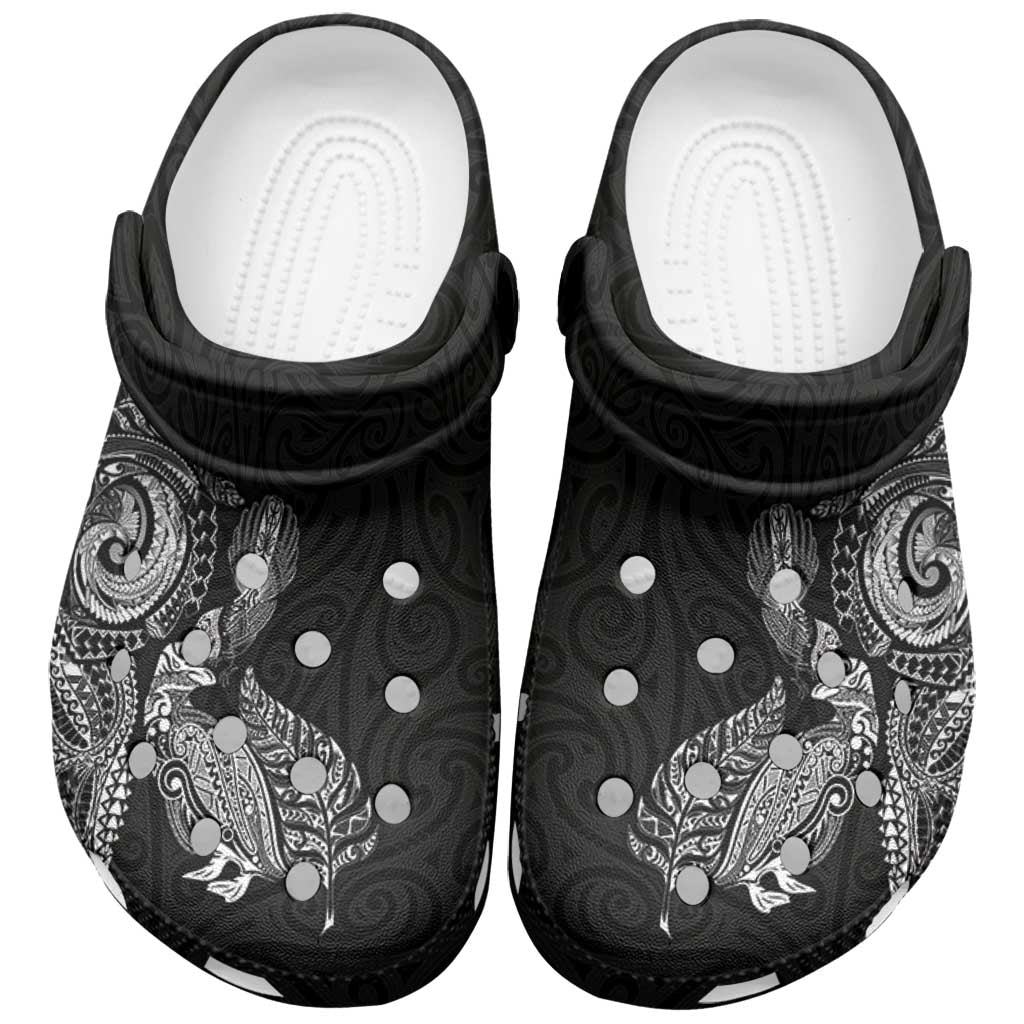Aotearoa Moko Tribal Tattoo Clogs Shoes New Zealand Maori Penguin and Fantail Black Color