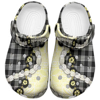 Black Palaka Hawaii Clogs Shoes Kukui Nut Pikake Lei Hawaiian Tapa Pattern - Polynesian Pride