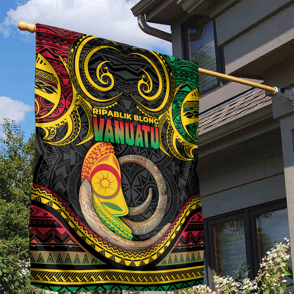 Vanuatu Language Week Garden Flag Boar Tusk Warrior Tribal Floral Pattern