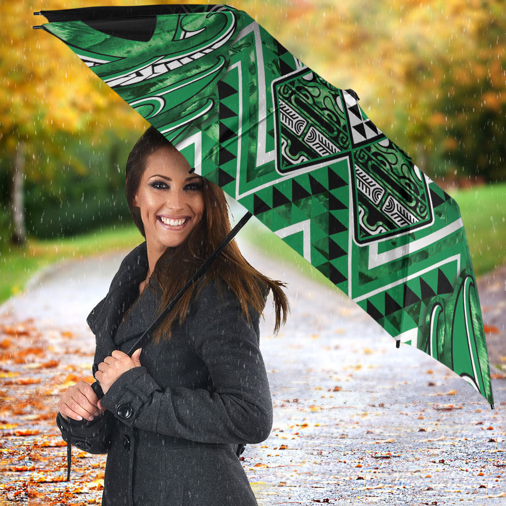 Aotearoa Ngati Maniapoto Umbrella Maori Tribal Green Paua Shell Pattern