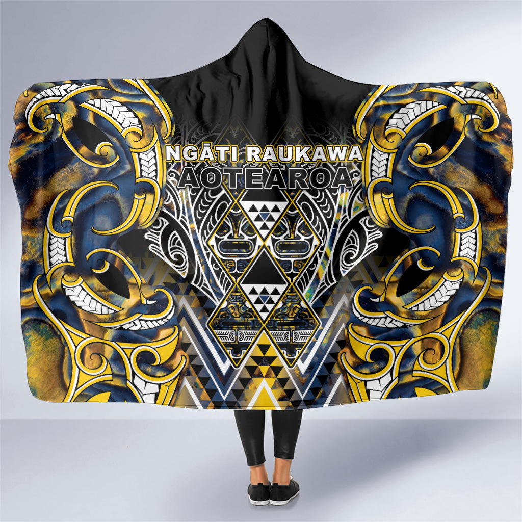 Aotearoa Ngati Raukawa Hooded Blanket Maori Tribal Yellow And Navy Paua Shell Pattern