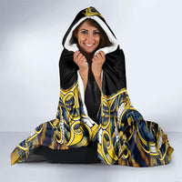 Aotearoa Ngati Raukawa Hooded Blanket Maori Tribal Yellow And Navy Paua Shell Pattern