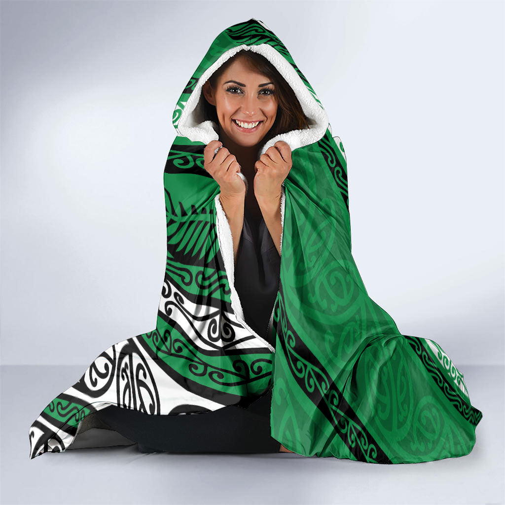 Aotearoa Ngati Raukawa Hooded Blanket New Zealand Maori Tribal Fern Pattern
