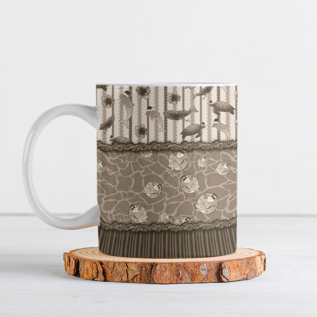Hawaii Christmas In July Ceramic Mug Beige Mele Kalikimaka Sea Animals
