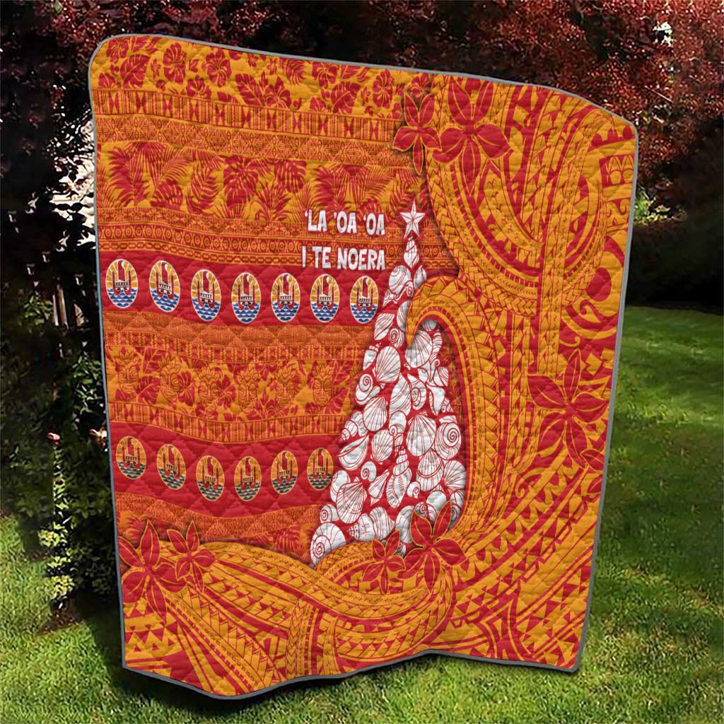 French Polynesia Christmas Quilt Seashell Xmas Tree Tribal Waves - Polynesian Pride