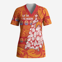 French Polynesia Christmas Scrub Top Seashell Xmas Tree Tribal Waves - Polynesian Pride