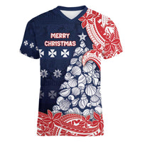Wallis And Futuna Christmas Women V-Neck T-Shirt Seashell Xmas Tree Tribal Waves - Polynesian Pride