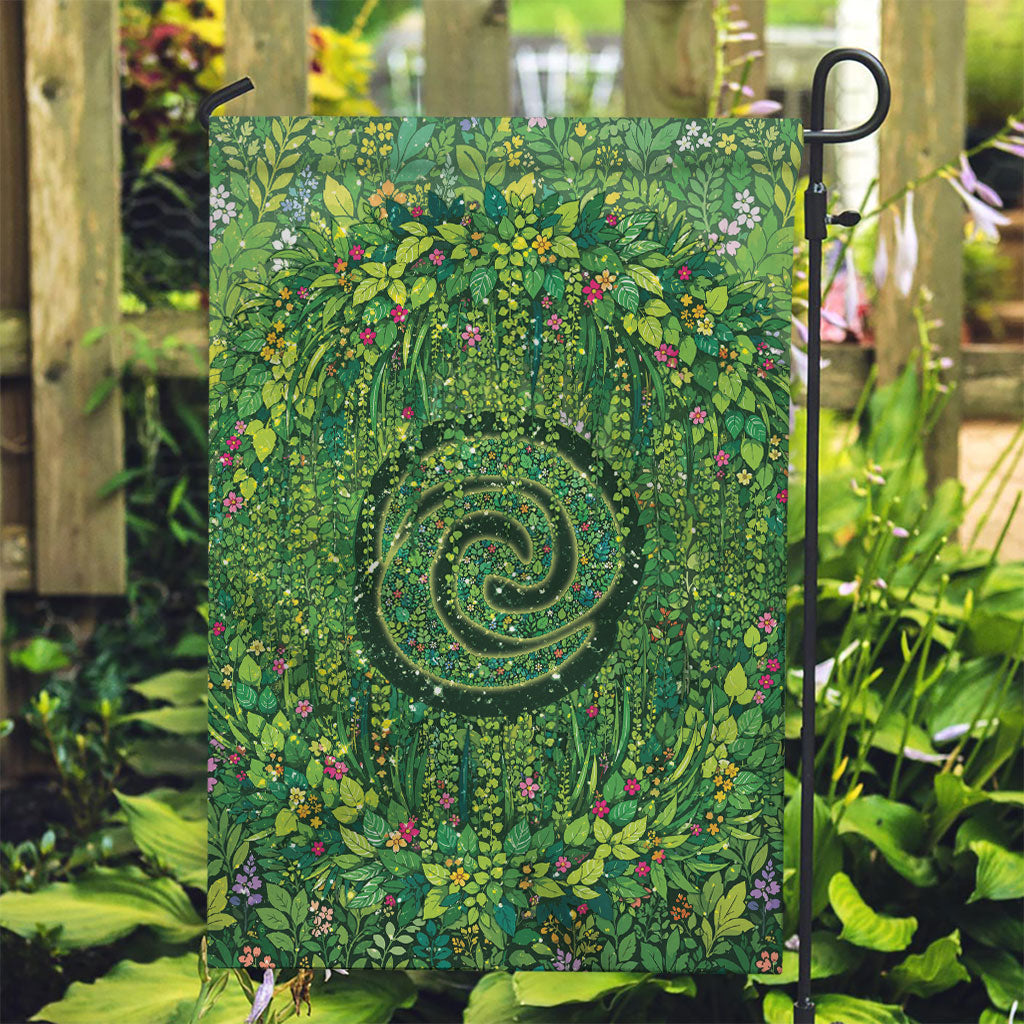 Polynesia Mother Nature Garden Flag Glowing Heart Spiral Tropical Vine Floral