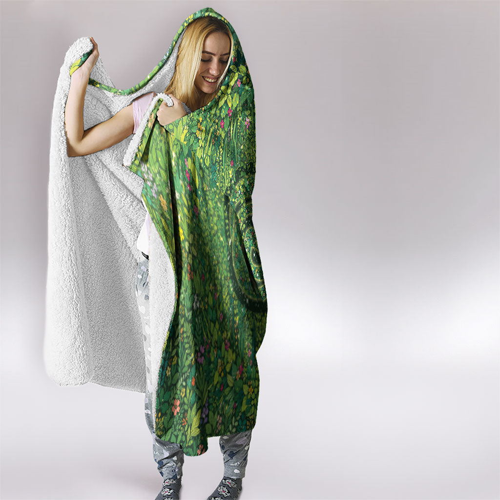 Polynesia Mother Nature Hooded Blanket Glowing Heart Spiral Tropical Vine Floral