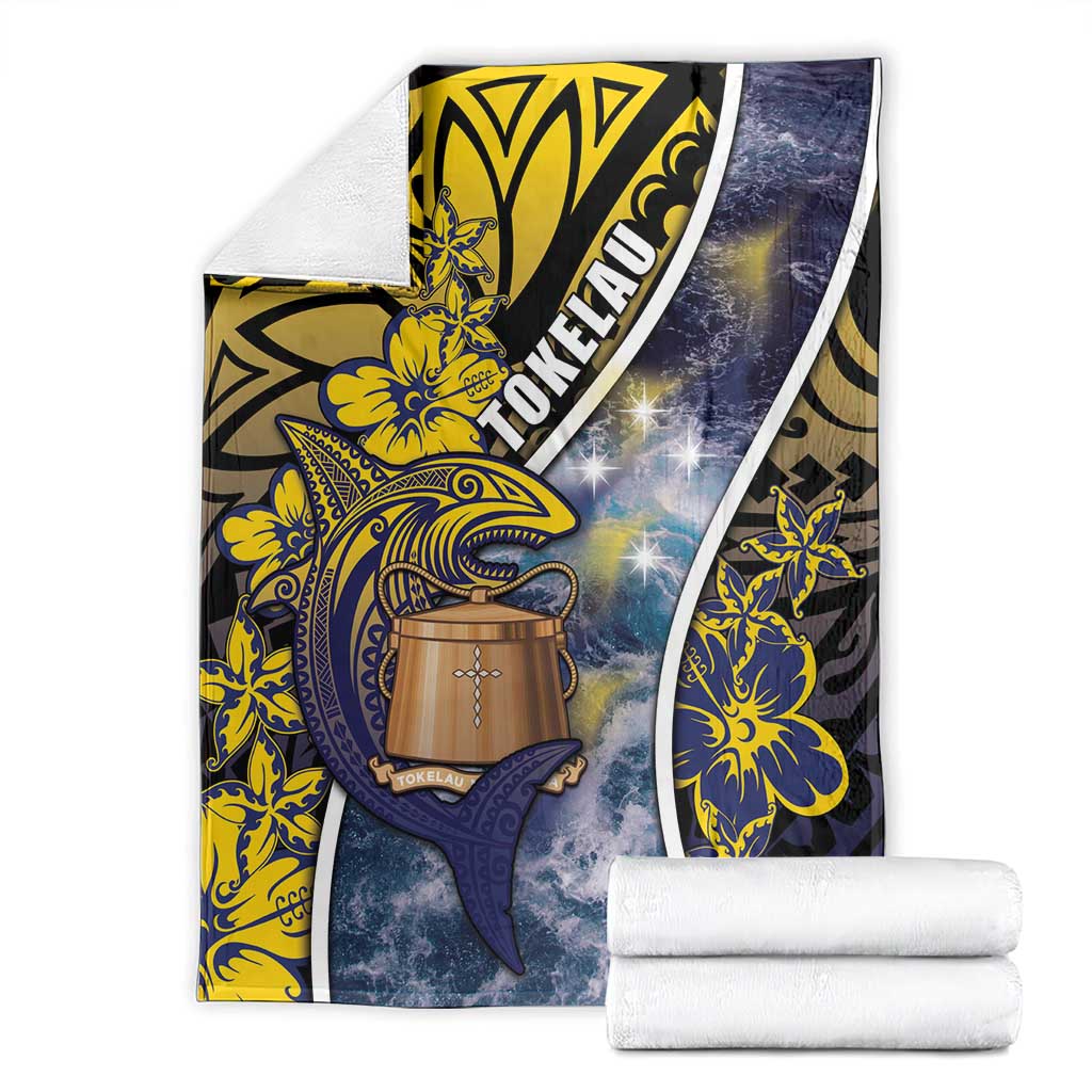 Tokelau Blanket National Badge Waves Style