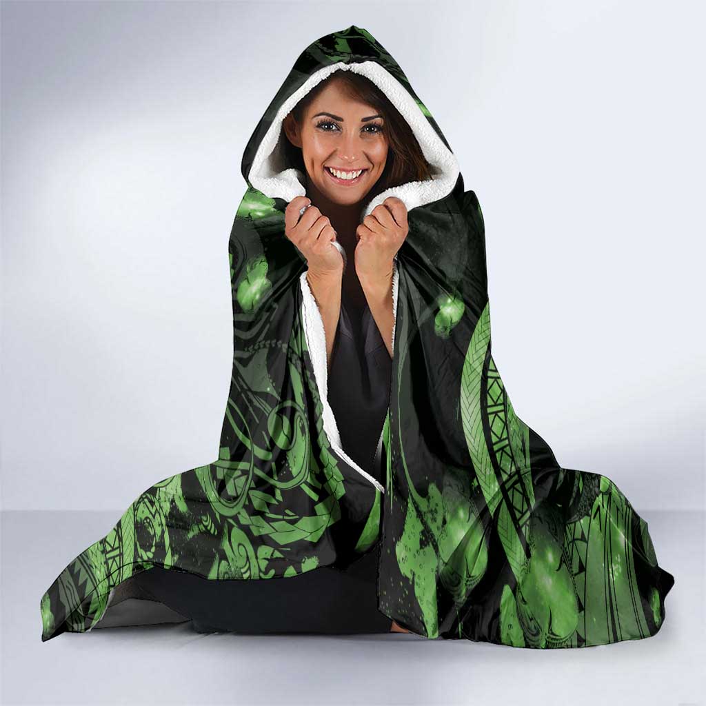 Maori Romantic Valentine Hooded Blanket The Hongi Kiss Green Galaxy DT05 - Polynesian Pride