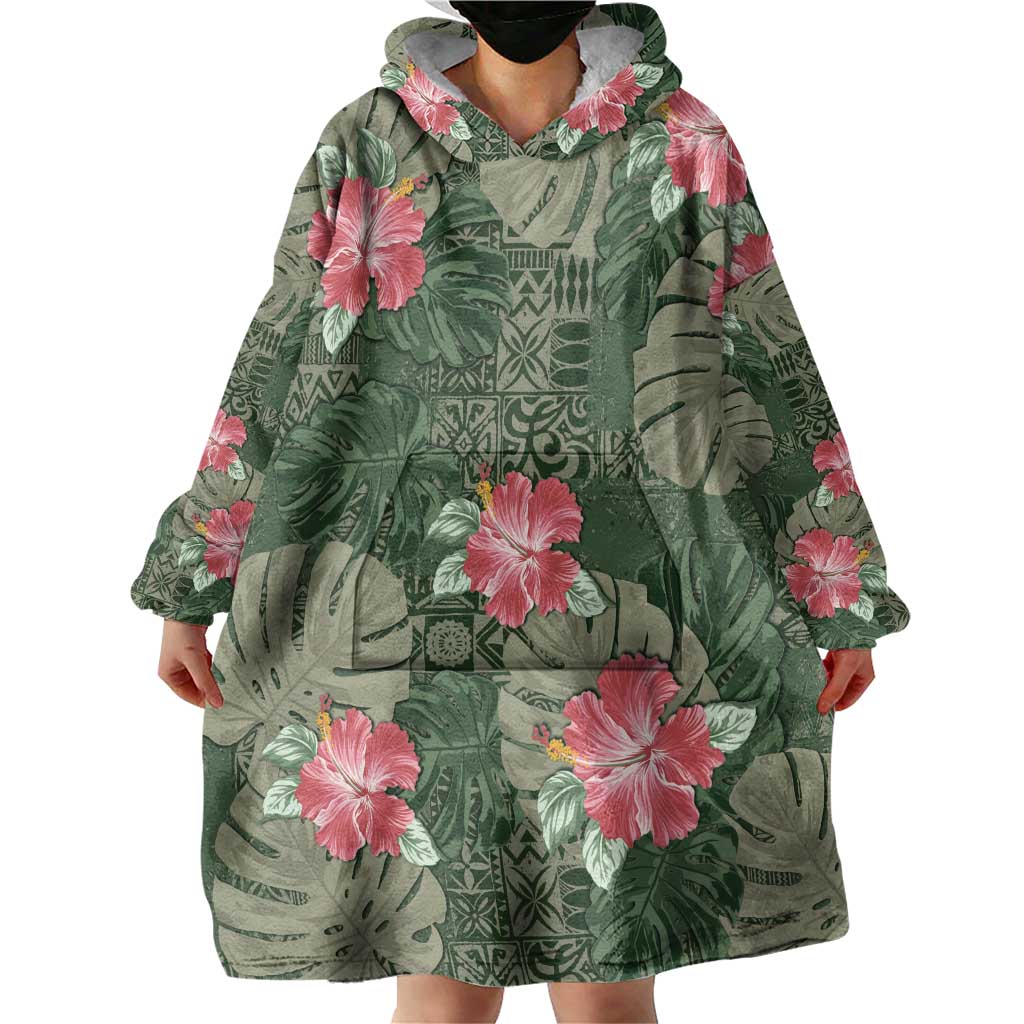 Hawaii Wearable Blanket Hoodie Green Polynesian Monstera Patterns DT05 - Polynesian Pride