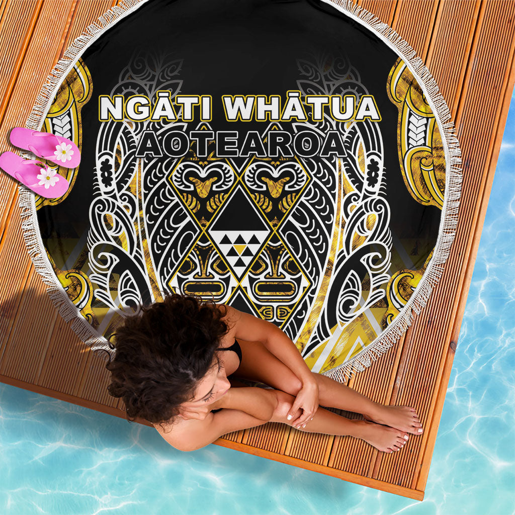 Aotearoa Ngati Whatua Beach Blanket Maori Tribal Gold Paua Shell Pattern