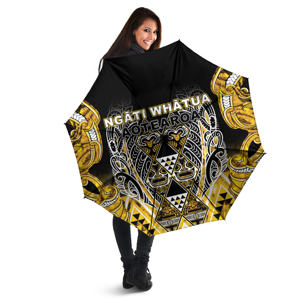 Aotearoa Ngati Whatua Umbrella Maori Tribal Gold Paua Shell Pattern