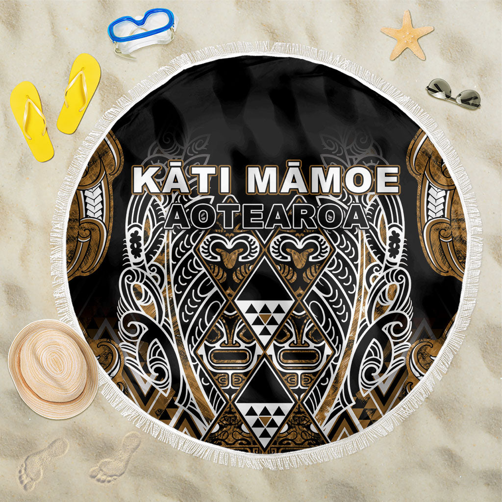 Aotearoa Kati Mamoe Beach Blanket Maori Brown Tribal Paua Shell Pattern