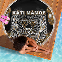 Aotearoa Kati Mamoe Beach Blanket Maori Brown Tribal Paua Shell Pattern