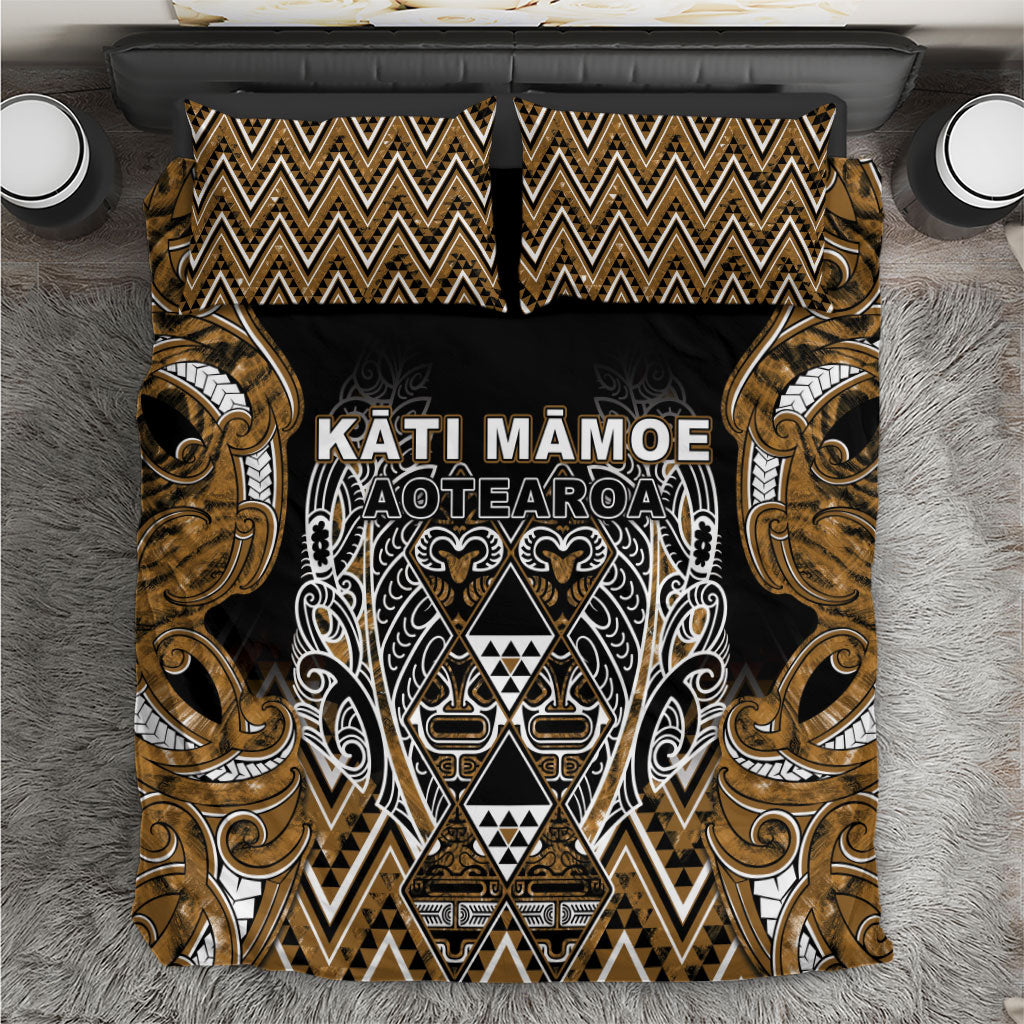 Aotearoa Kati Mamoe Bedding Set Maori Brown Tribal Paua Shell Pattern