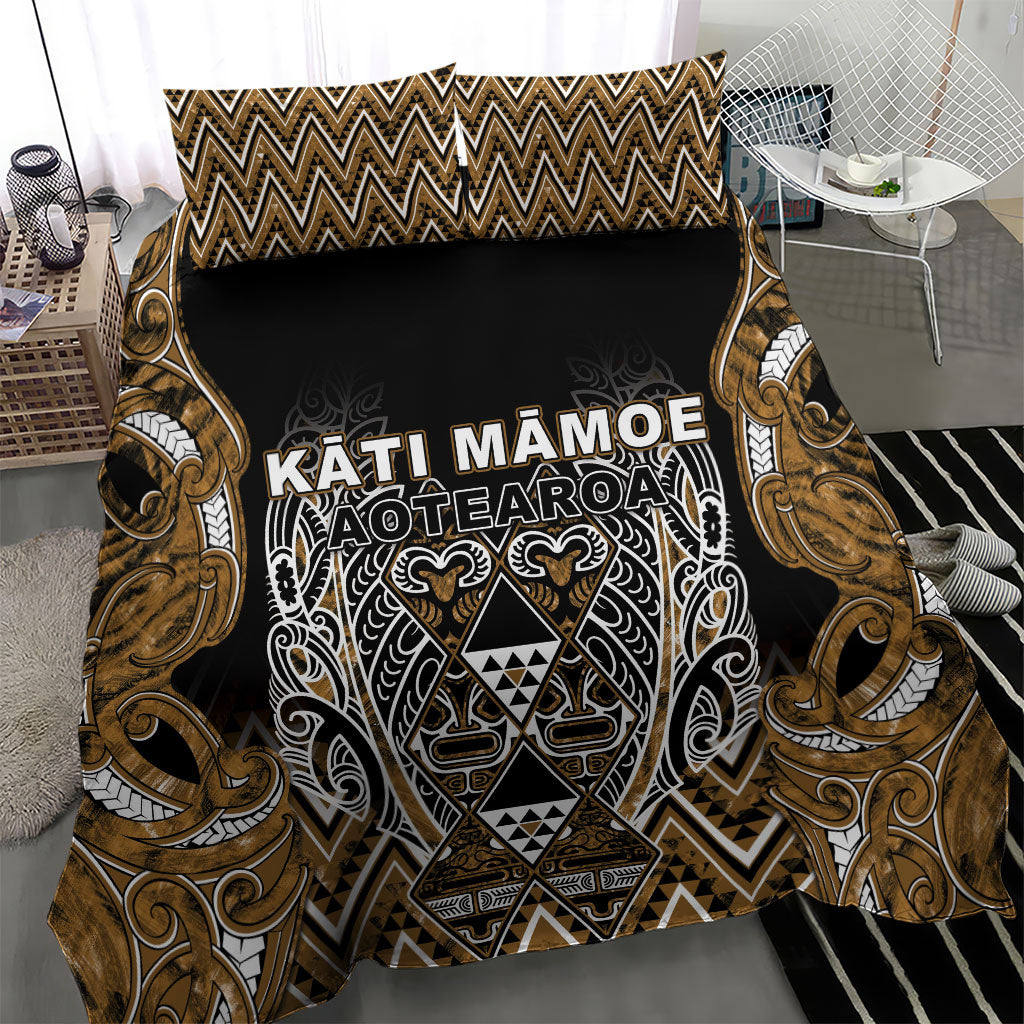 Aotearoa Kati Mamoe Bedding Set Maori Brown Tribal Paua Shell Pattern