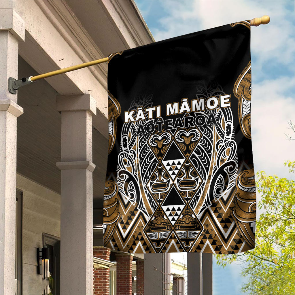 Aotearoa Kati Mamoe Garden Flag Maori Brown Tribal Paua Shell Pattern DT05 House Flag Brown - Polynesian Pride