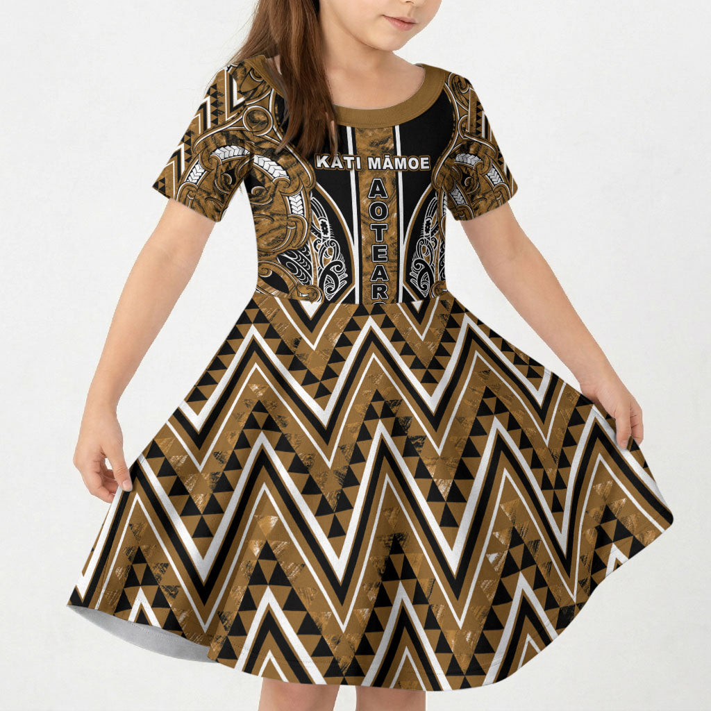 Aotearoa Kati Mamoe Kid Short Sleeve Dress Maori Brown Tribal Paua Shell Pattern