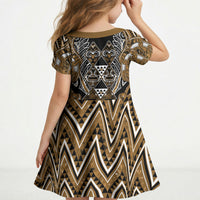 Aotearoa Kati Mamoe Kid Short Sleeve Dress Maori Brown Tribal Paua Shell Pattern