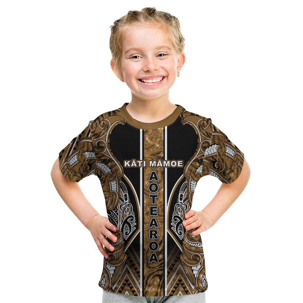 Aotearoa Kati Mamoe Kid T Shirt Maori Brown Tribal Paua Shell Pattern