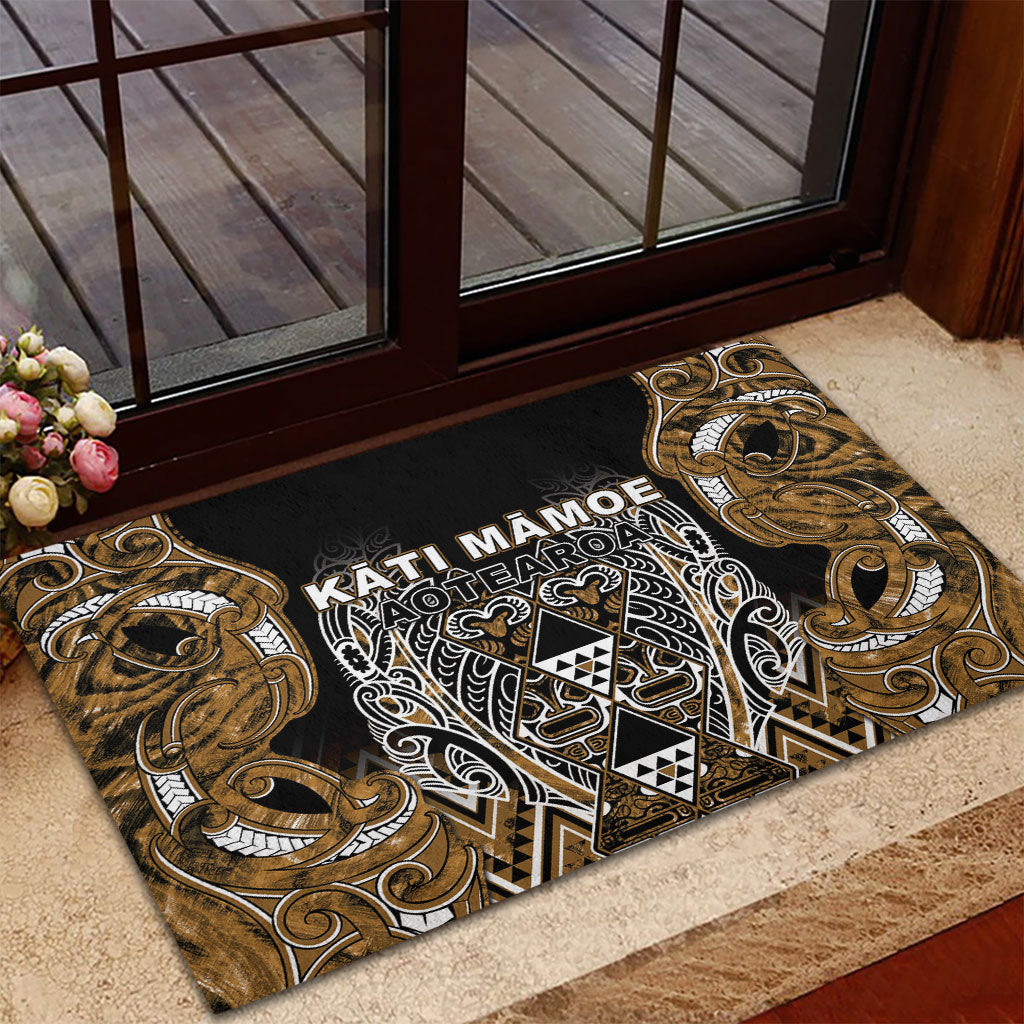 Aotearoa Kati Mamoe Rubber Doormat Maori Brown Tribal Paua Shell Pattern