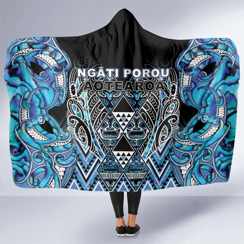 Aotearoa Ngati Porou Hooded Blanket Maori Light Blue Tribal Paua Shell Pattern DT05 One Size Blue - Polynesian Pride