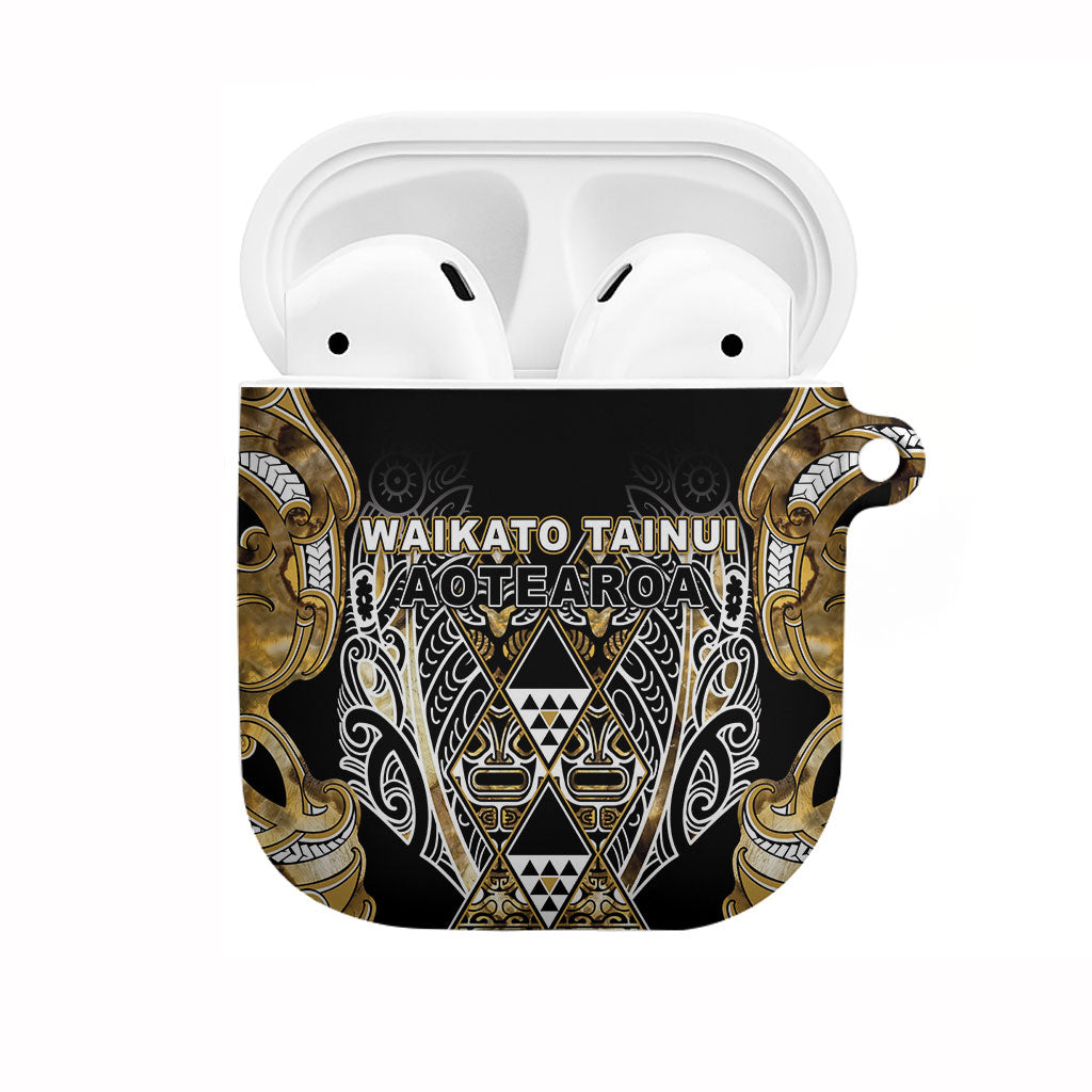 Aotearoa Waikato Tainui AirPods Case Maori Light Gold Tribal Paua Shell Pattern
