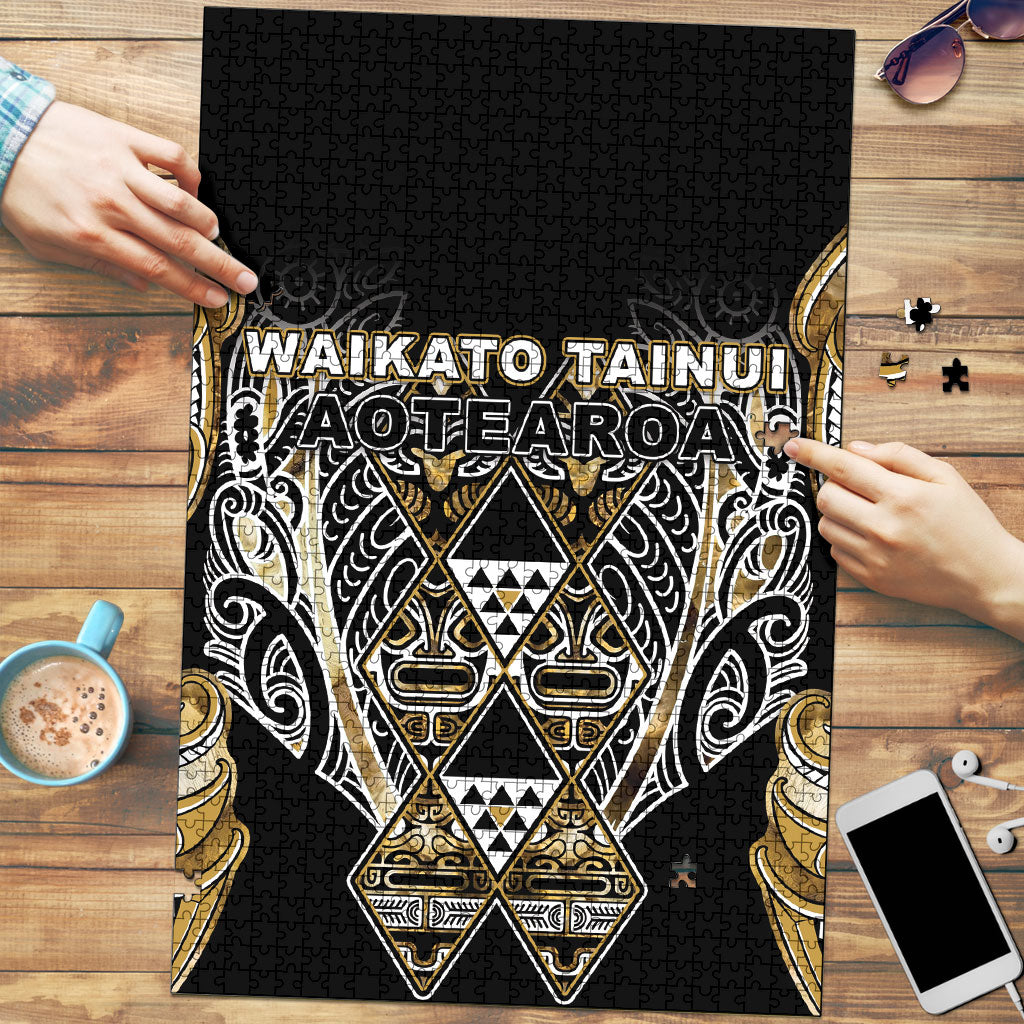 Aotearoa Waikato Tainui Puzzle Maori Light Gold Tribal Paua Shell Pattern