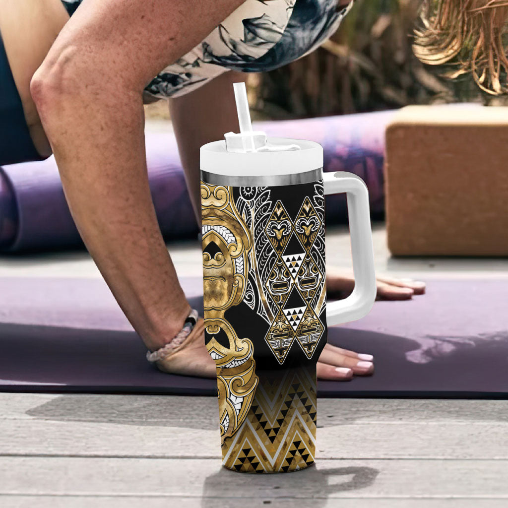 Aotearoa Waikato Tainui Tumbler With Handle Maori Light Gold Tribal Paua Shell Pattern