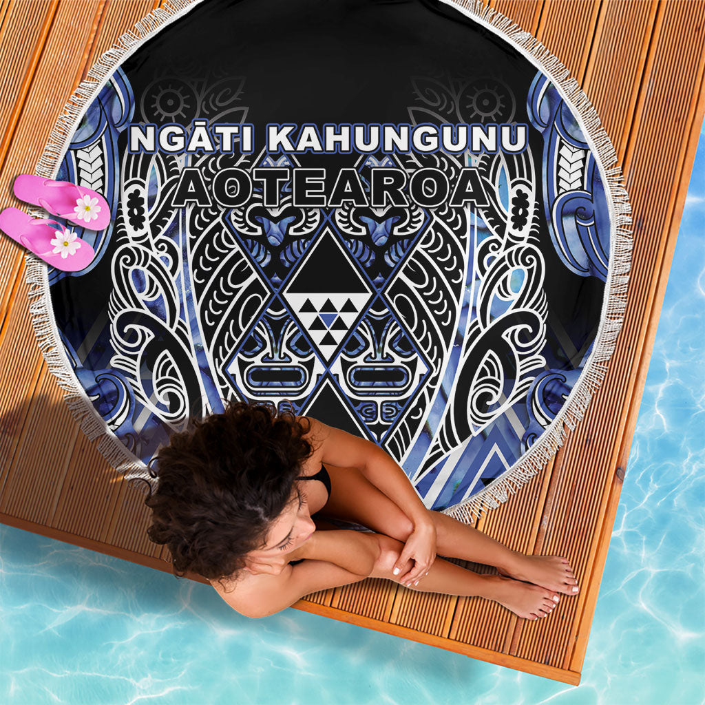 Aotearoa Ngati Kahungunu Beach Blanket Maori Tribal Blue Paua Shell Pattern